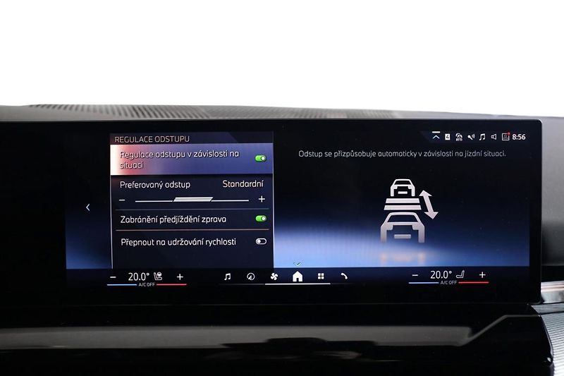 BMW Řada 5 530e xDrive Touring - fotka 16 z 31
