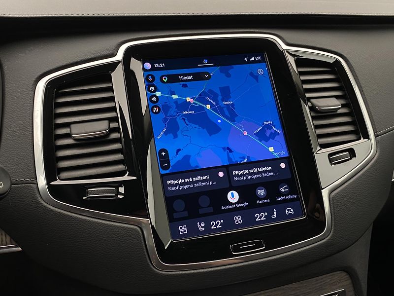 Volvo XC90 B5 AWD DARK PLUS AUT CZ 7m - fotka 44 z 67