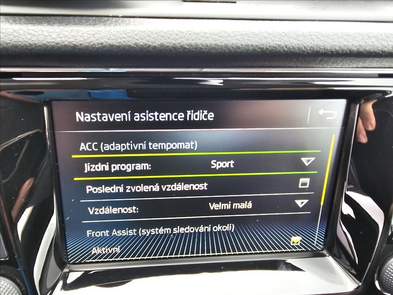 Škoda Fabia III 1,0TSi 81KW Drive NAVI - fotka 21 z 44