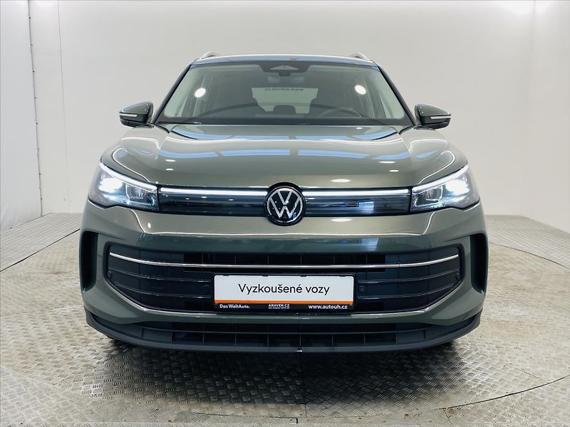Volkswagen Tiguan 1,5 eTSI DSG 110 kW Life - fotka 4 z 25