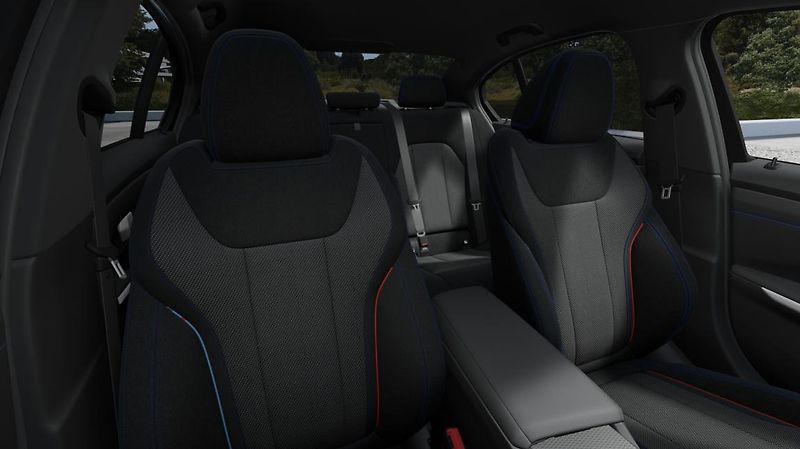 BMW Řada 3 320d xDrive Sedan - fotka 11 z 14