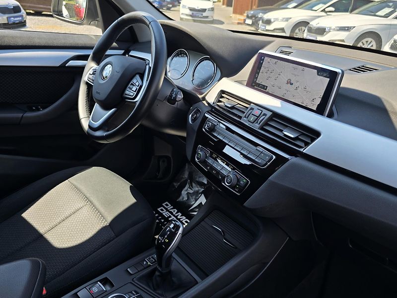 BMW X1 sDrive18d NAVI LED TOP STAV ČR - fotka 22 z 29