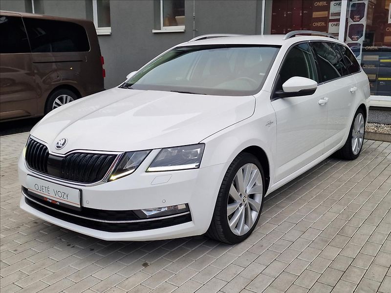 Škoda Octavia 2.0TDI 110kW DSG L&k, ČR, 1.Ma - fotka 5 z 50