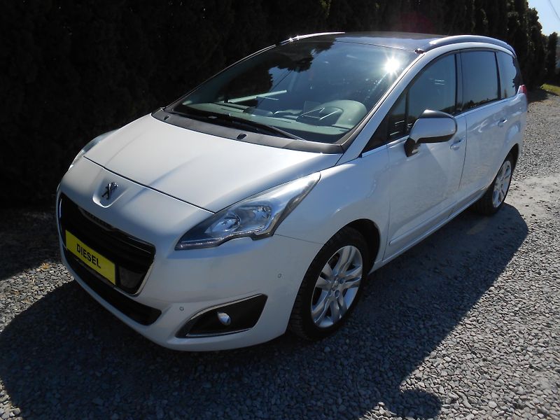 Peugeot 5008 88KW,NAVI,PANORAMA,AUTOMAT - fotka 39 z 45