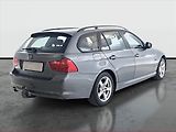 BMW Řada 3 (2009) 318 i, Tempomat - náhled 4