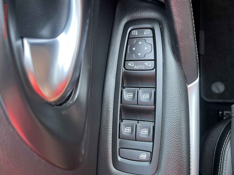 Renault Kadjar (2021) 1.3TCE, 1.maj,ČR, LED, navi - fotka 12 z 15