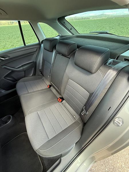 Škoda Rapid (2015) ŠKODA RAPID EDITION - fotka 16 z 18
