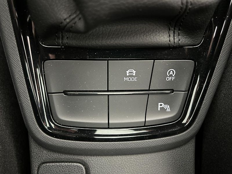 Škoda Kamiq 1.5 TSI Monte Carlo - fotka 16 z 29