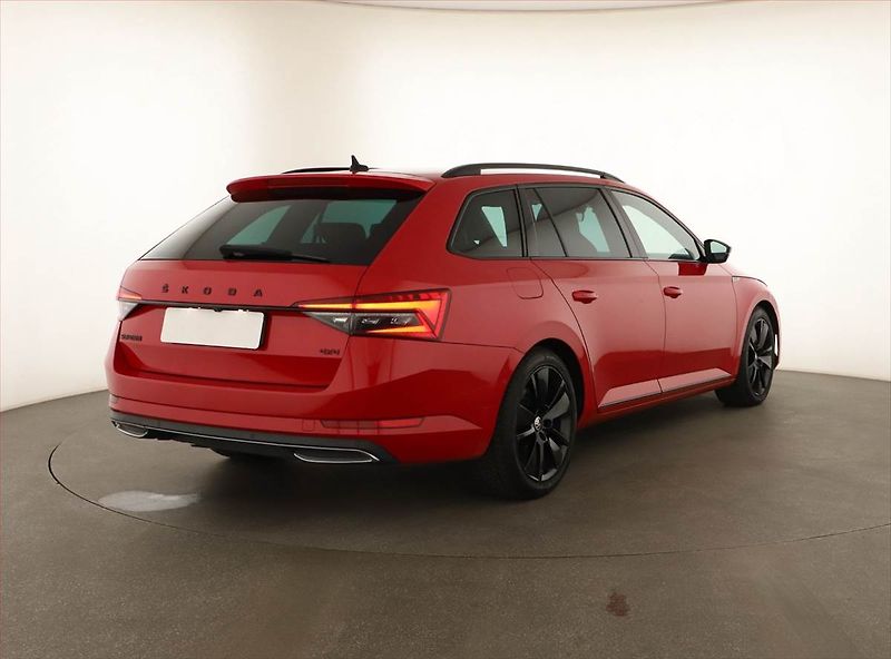 Škoda Superb (2021) Sportline 2.0 TDI - fotka 5 z 19