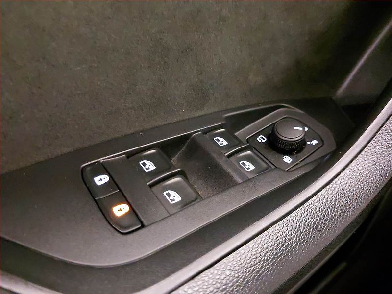 Škoda Kodiaq (2023) 2.0 TDI - fotka 24 z 24