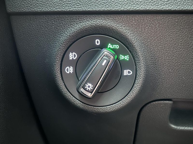 Škoda Karoq 1.5 TSI Style - fotka 14 z 26