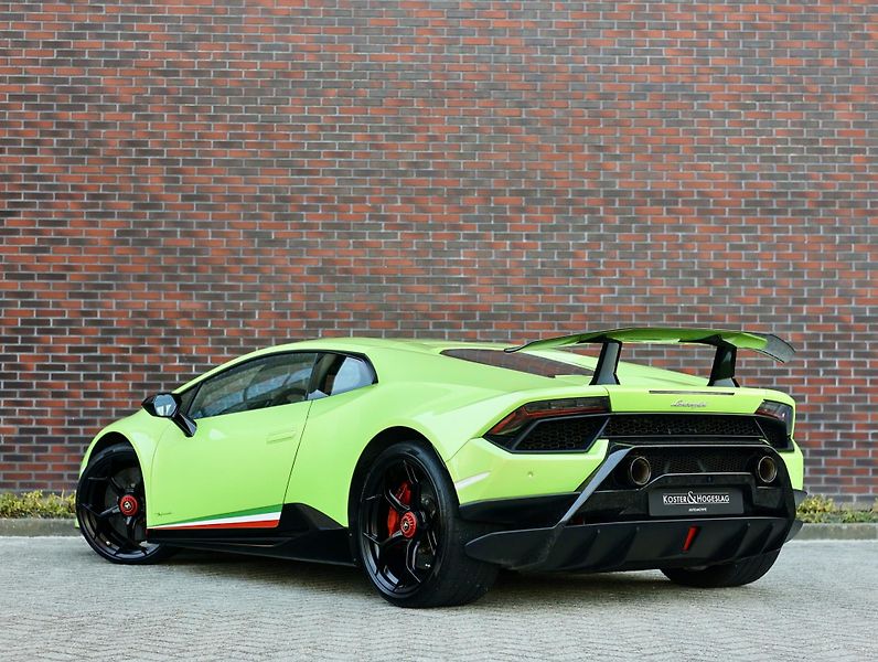 Lamborghini Huracán (2018) 5.2 V10 Performante 470KW - fotka 2 z 74