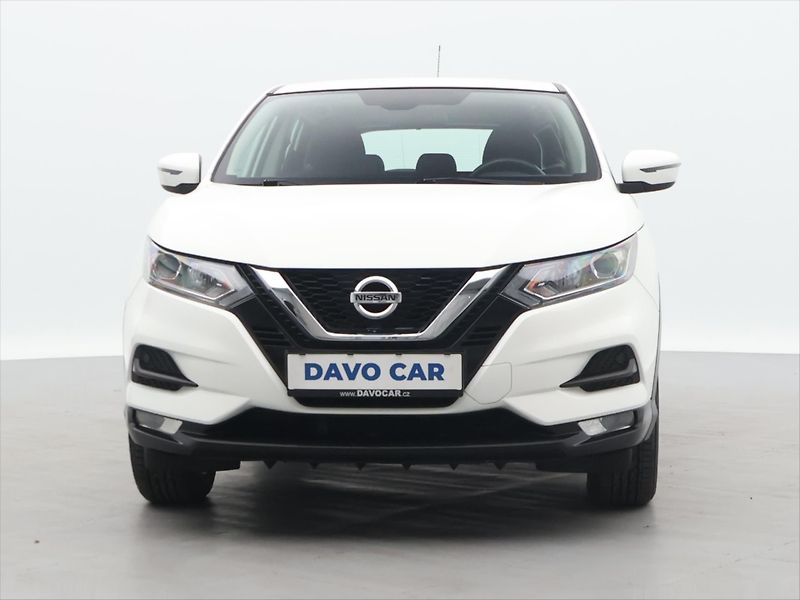 Nissan Qashqai 1,3 DiG-T Acenta CZ 1.Maj - fotka 2 z 37