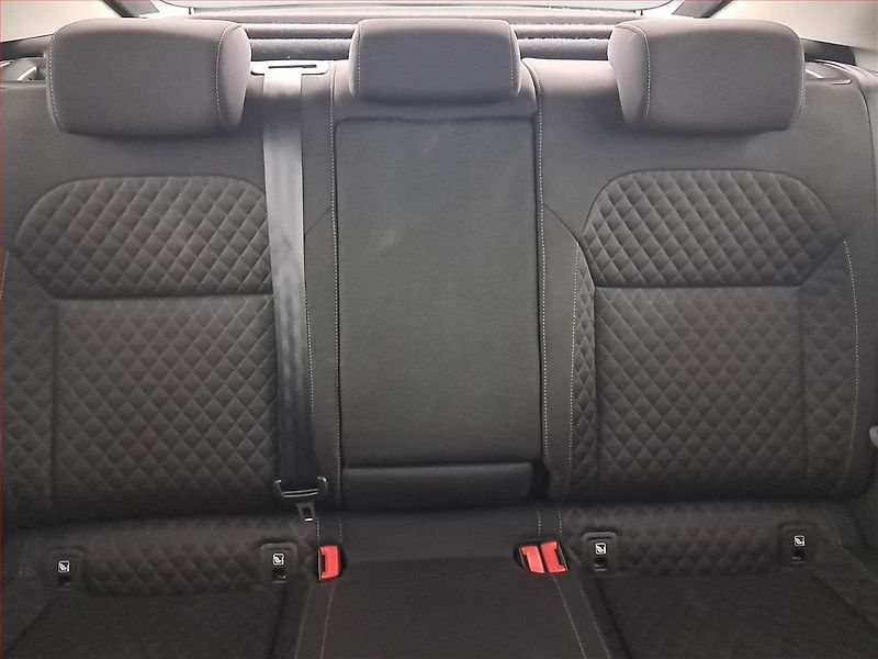Škoda Superb (2021) 2.0 TDI, Automat, ČR,1.maj - fotka 10 z 25