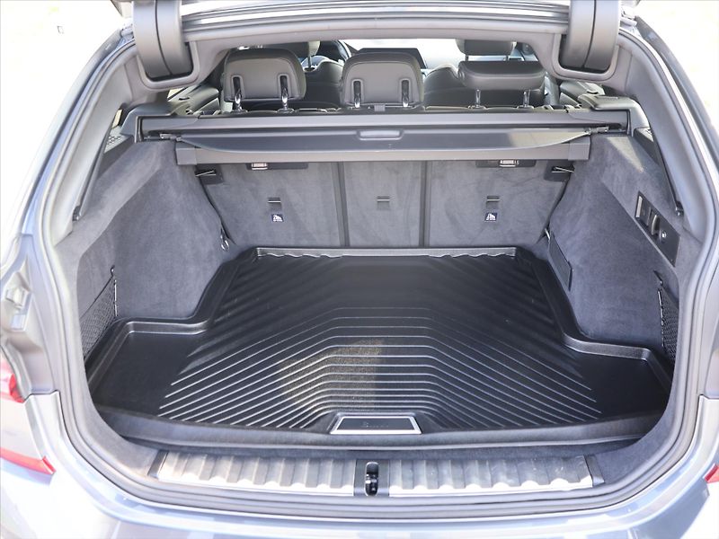 BMW Řada 3 3,0 M340d 250 kW xDrive CZ DPH - fotka 10 z 40