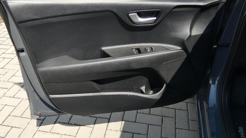 Kia Rio 1,2 DPi Comfort - fotka 8 z 22