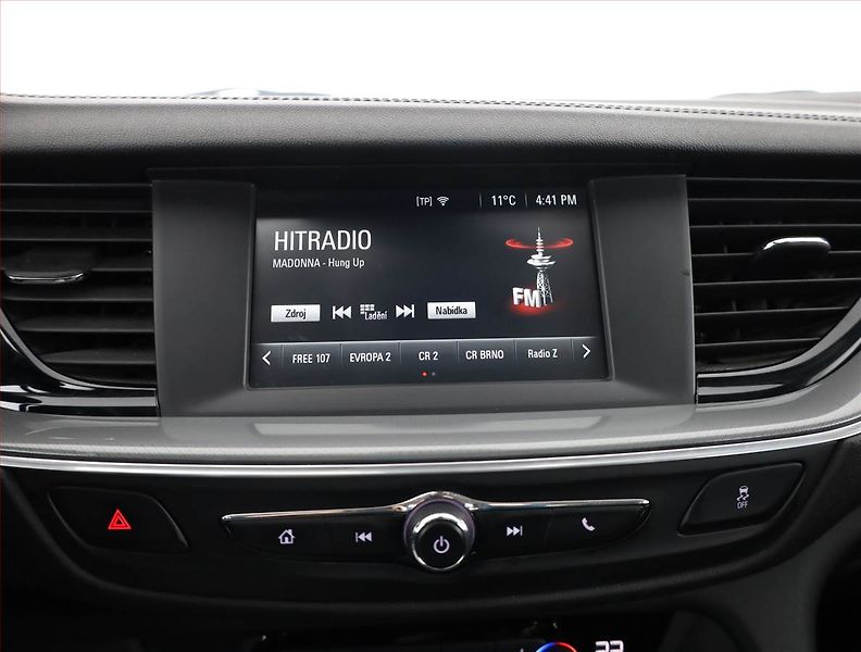 Opel Insignia (2017) 2.0 CDTI, 4X4, Serv.kniha - fotka 11 z 19