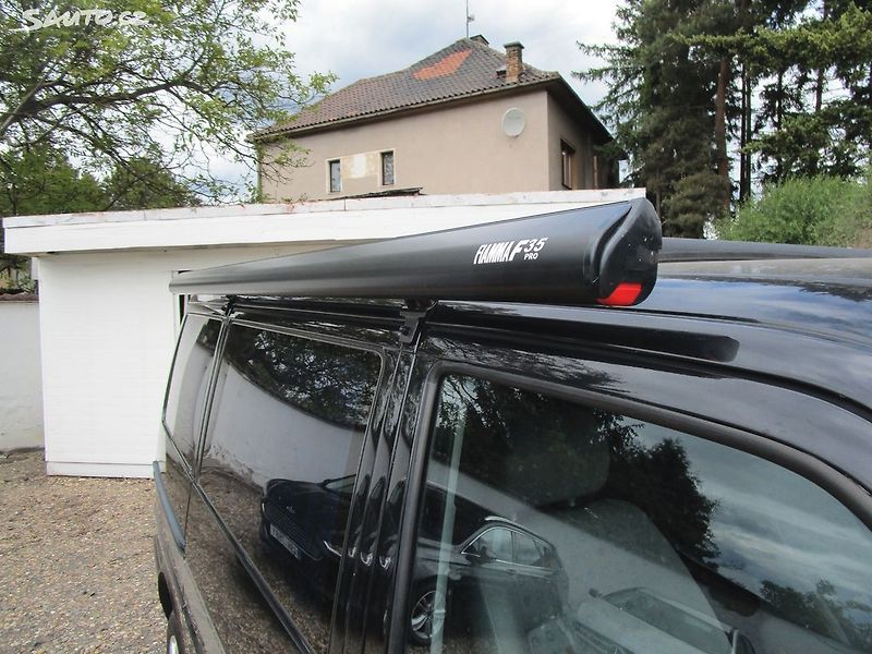 Volkswagen Multivan 2,5TDI-111KW - NOVÁ STK - fotka 11 z 22