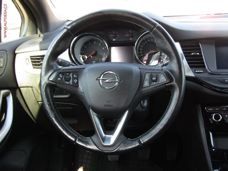 Opel Astra (2020) 1.2 T, ČR, GS Line, navi - fotka 13 z 20