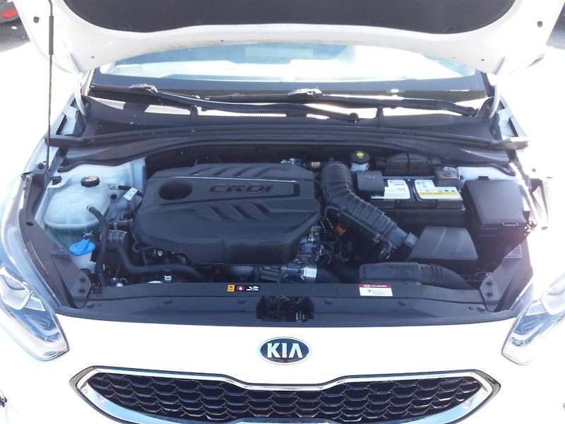 Kia Ceed 1.6CRDi,100kW,1.MAJITEL-ČR!! - fotka 29 z 29