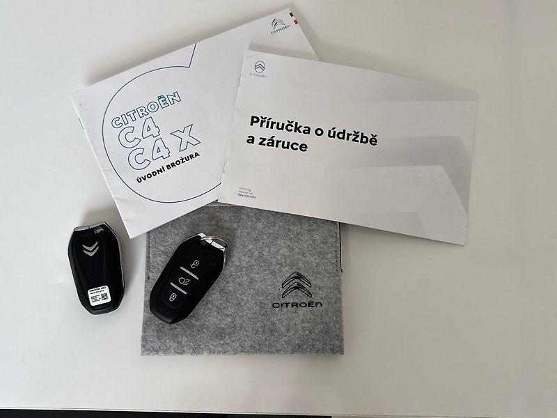 Citroën C4 (2023) Shine 1.2 PureTech 130 EAT8 - fotka 53 z 58