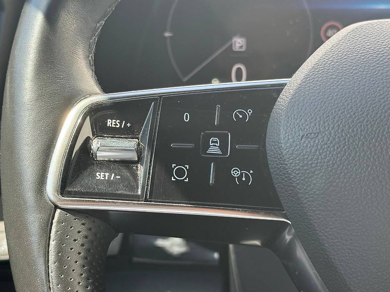 Renault Austral (2023) 1.3 TCE 116 kW Iconic - fotka 16 z 26