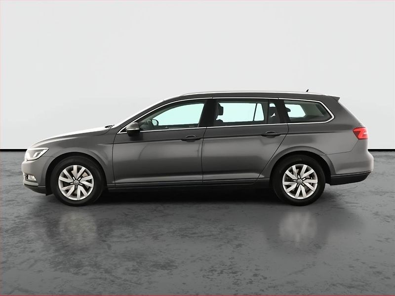 Volkswagen Passat (2016) 1.6 TDI, Navi, Tempomat - fotka 3 z 15