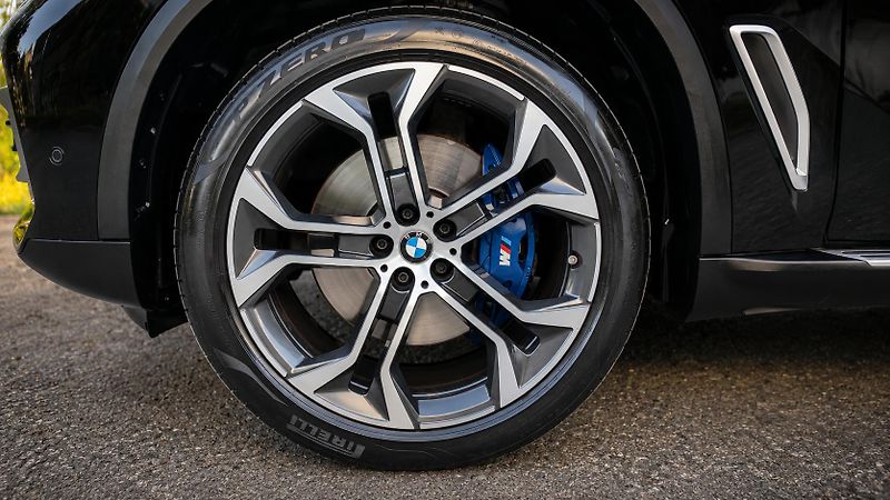 BMW X5 (2022) 30d M paket | 1. maj. - fotka 15 z 39