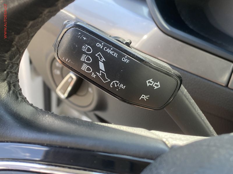 Škoda Superb (2016) 2.0 TDi, ČR, Active, TZ - fotka 13 z 16