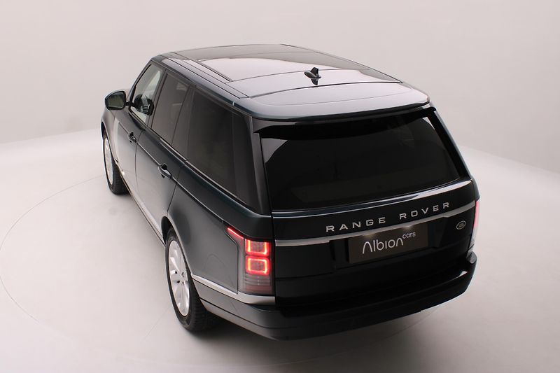 Land Rover Range Rover 4.4 TDV8 VOGUE AWD  - fotka 17 z 41