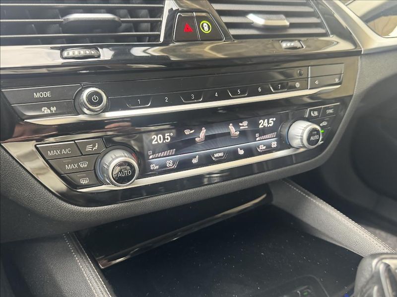 BMW Řada 5 540XD,Luxury line,DPH - fotka 22 z 26