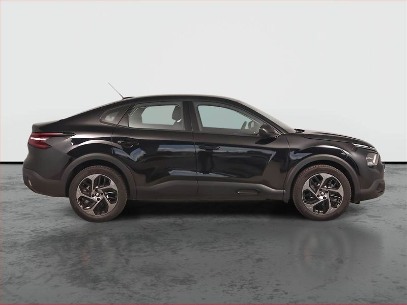 Citroën C4 X (2023) Feel Pack 1.2 PureTech - fotka 6 z 18