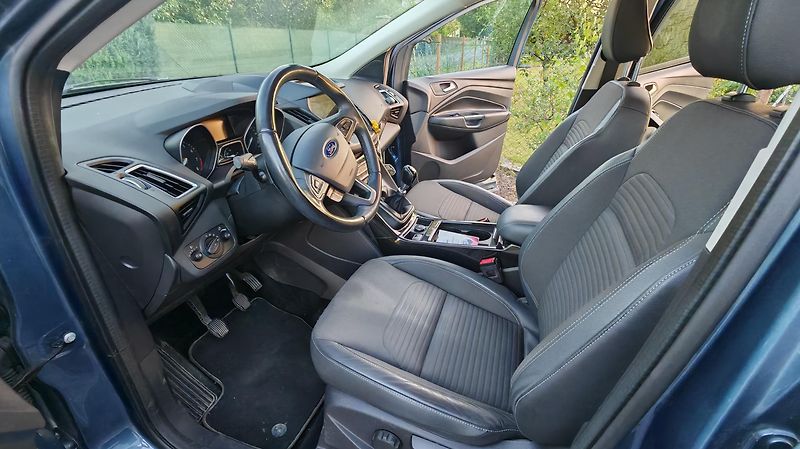 Ford Kuga (2018) 2 Titanium 1,5 EcoBoost, DPH - fotka 12 z 15