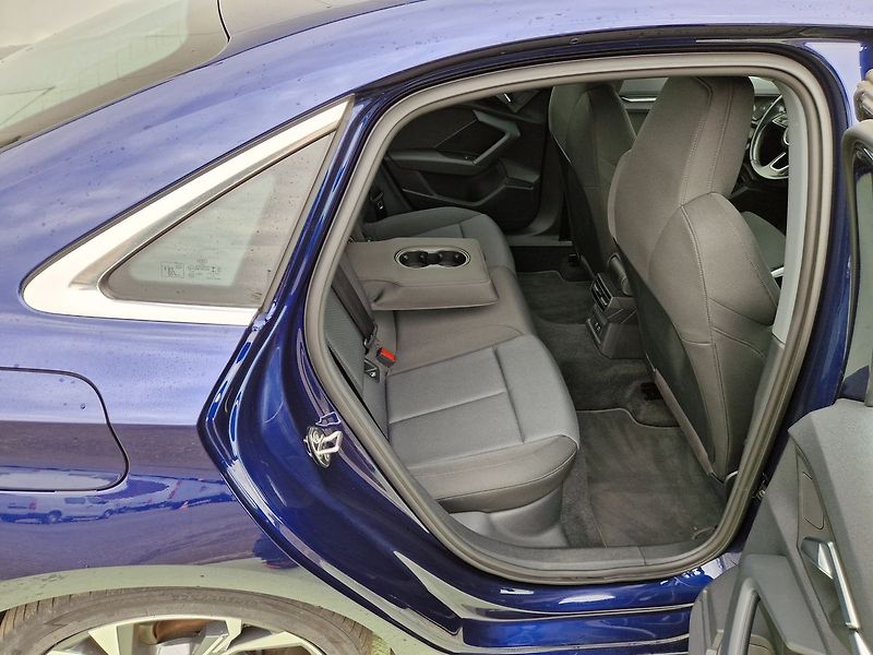 Audi A3 S-Line 35 TFSI - fotka 35 z 36