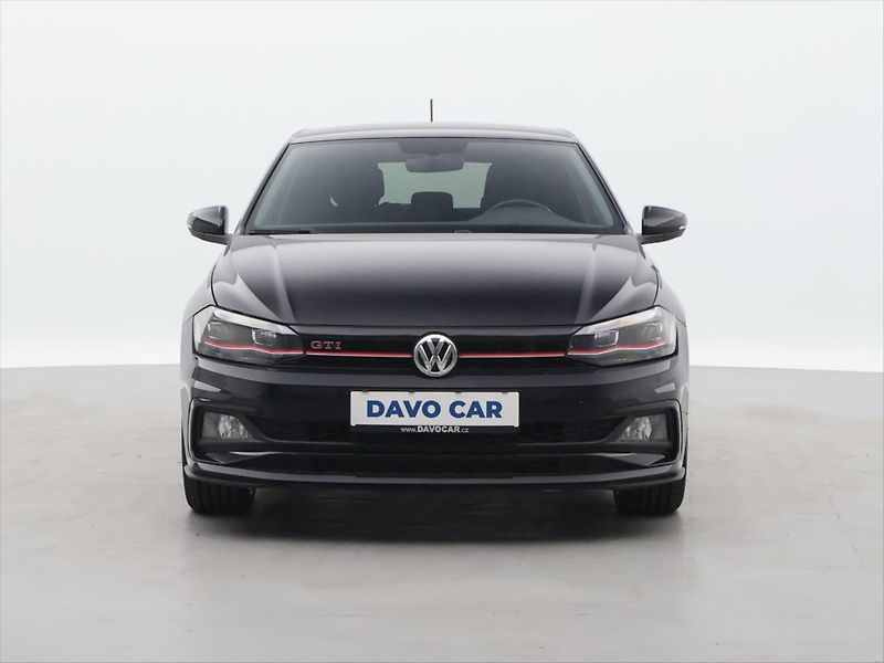 Volkswagen Polo 2,0 GTI 147kW DSG Virtual DPH - fotka 2 z 33