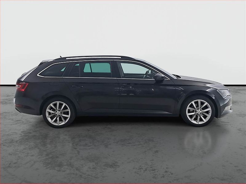 Škoda Superb (2018) Style 2.0 TDI, 4X4 - fotka 6 z 16
