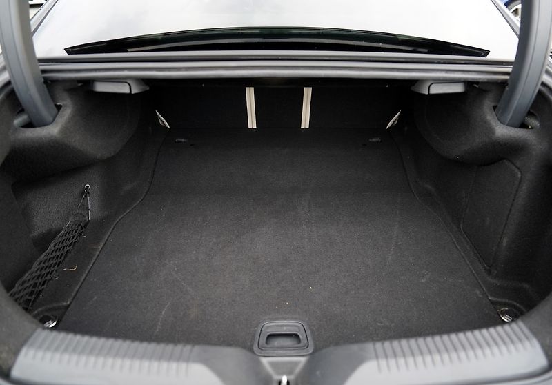 Mercedes-Benz CLS 400d AMG/4Matic/Burmester/s.kn - fotka 12 z 49
