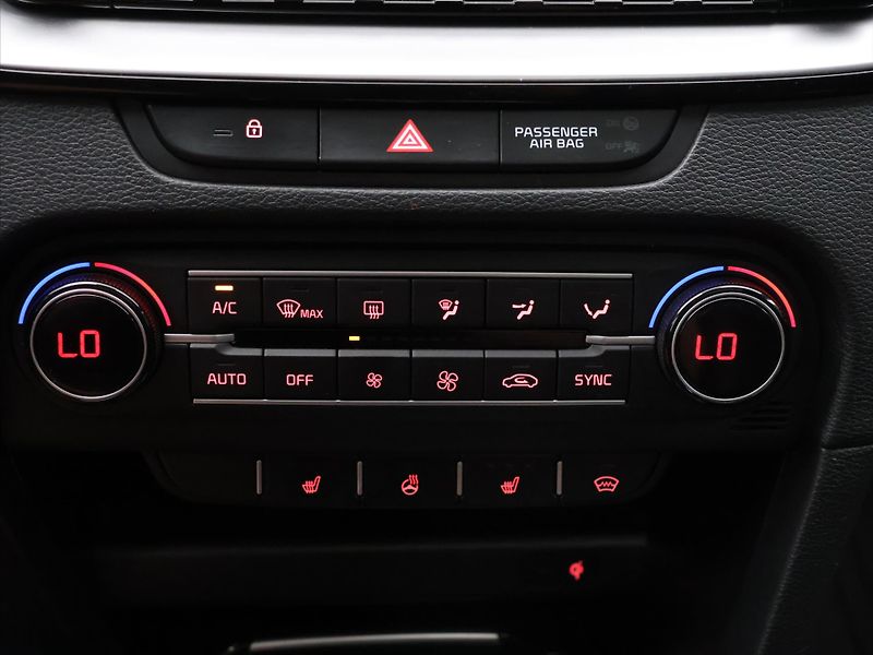 Kia ProCeed GT 1,6 T-GDI 150kW DCT CZ - fotka 24 z 34