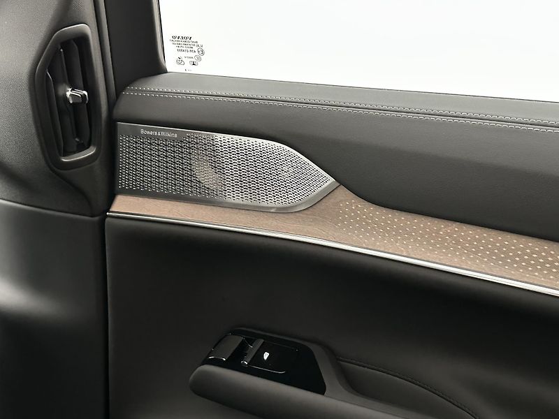 Volvo EX90 (2024) PURE ELECTRIC TWIN ULTRA 7míst - fotka 25 z 46