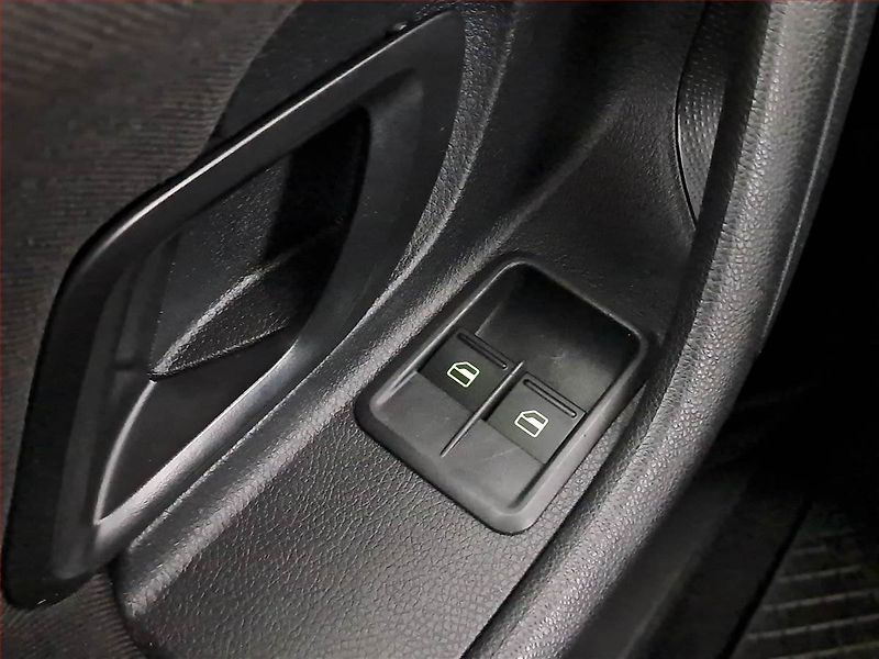 Škoda Roomster (2011) 1.2 TSI, Park. senzory - fotka 16 z 17