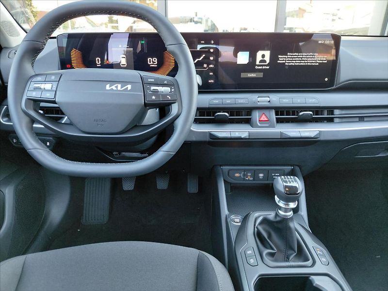 Kia K4 (2026) 1,0   T-GDI SW SPIN - fotka 10 z 13