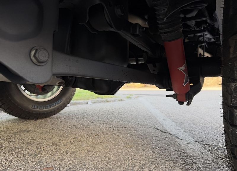 Dodge RAM (2024) +LARAMIE+OFFROAD PAKET+ - fotka 23 z 26
