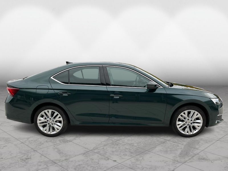 Škoda Octavia 1.5 TSI 110kW TOP SELECTION - fotka 8 z 28