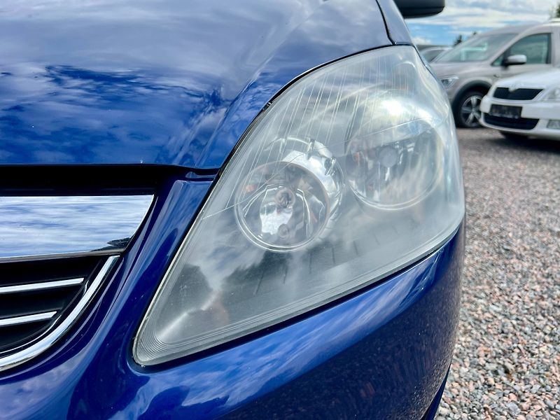Opel Zafira (2009) 1.6i 110 kW CNG - fotka 9 z 19