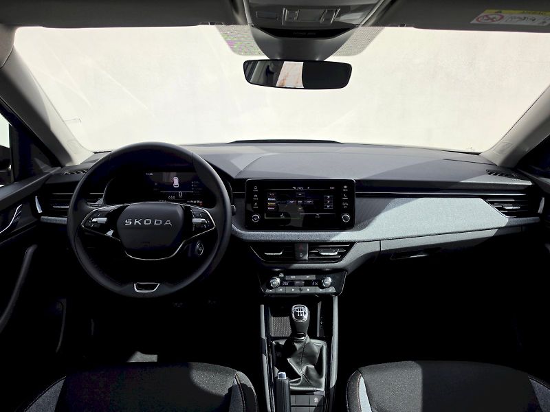 Škoda Kamiq (2025) 1,0TSI 85KW SELECTION - fotka 5 z 31