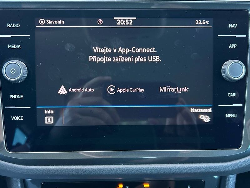 Volkswagen Tiguan (2020) 1.5 TSI Life - fotka 12 z 31