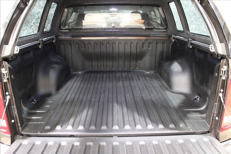 Volkswagen Amarok 3,0 TDI V6 4x4 CZ 1.majitel - fotka 7 z 33