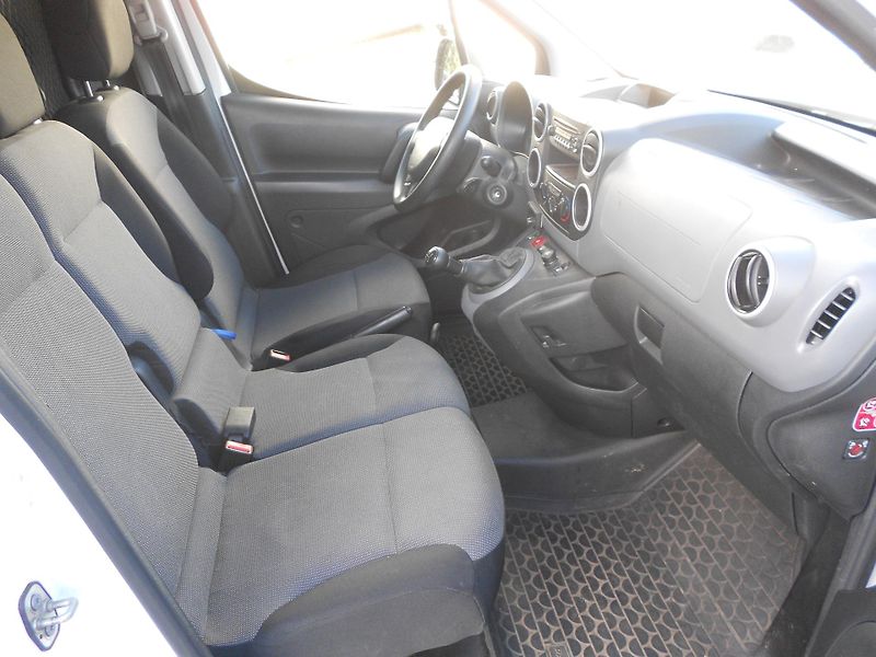Peugeot Partner (2018) 1.6HDi, DPH, 1.maj, CZ, tažné - fotka 6 z 11