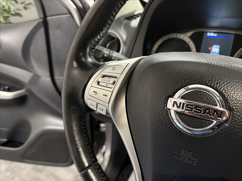 Nissan Navara 2,3   D TEKNA AT DOUBLE DPH - fotka 10 z 30