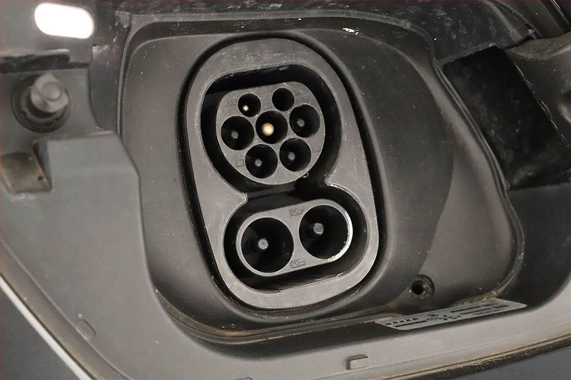 Volkswagen ID.3 (2021) Pro Perf. (62 kWh), SoH 91% - fotka 21 z 22